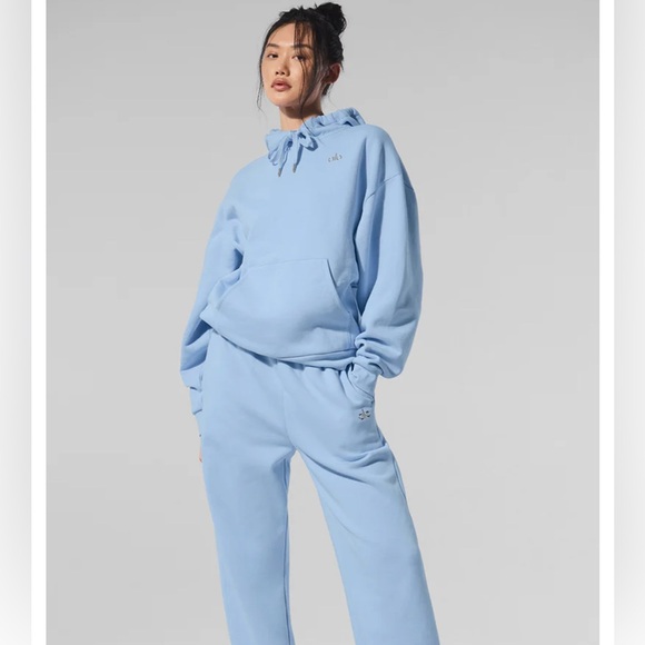 alo Accolade Hoodie

| - Picture 3 of 7